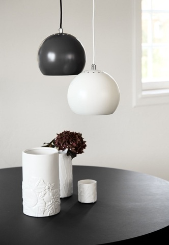Лампа подвесная Ball, 16х?18 см, хром в глянце, черный шнур Frandsen 1115555505001