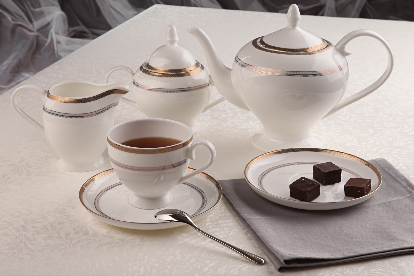 

Чайный сервиз Royal Aurel "Консул" арт.103, 15 предметов