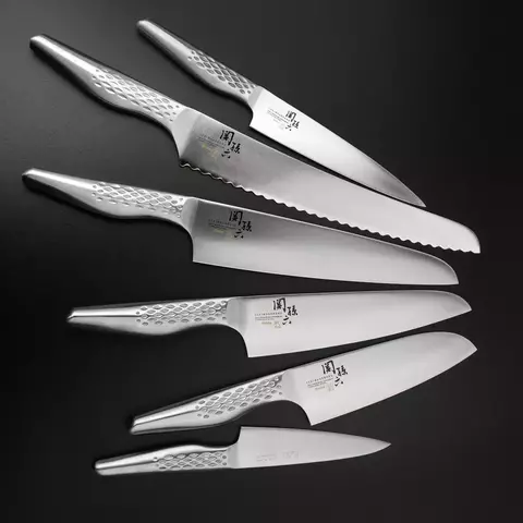 Нож поварской Сантоку KAI Магороку Шосо 14,5 см