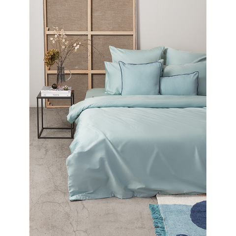 Чехол на подушку из фактурного хлопка голубого цвета с контрастным кантом из коллекции Essential, 45х45 см Tkano TK20-CC0007