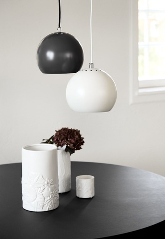 Лампа подвесная Ball, черная матовая, черный шнур Frandsen 1115_0500105