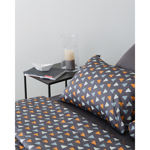 Комплект постельного белья двуспальный из сатина с принтом Triangles из коллекции Wild Tkano TK20-DC0020
