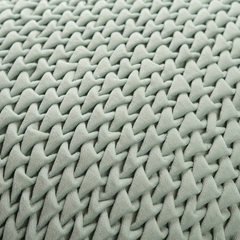 Подушка декоративная стеганая из хлопкового бархата мятного цвета из коллекции Essential, 45х45 см Tkano TK19-CU0004