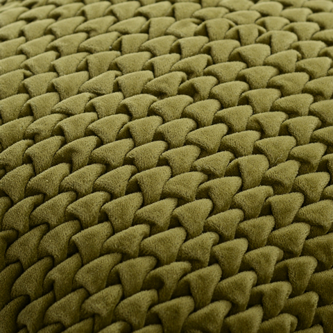 Подушка декоративная стеганая из хлопкового бархата оливкового цвета Essential, 45х45 см Tkano TK19-CU0003