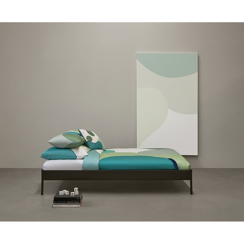 Комплект постельного белья полутораспальный из сатина мятного цвета с авторским принтом из коллекции Freak Fruit Tkano TK20-DC0046