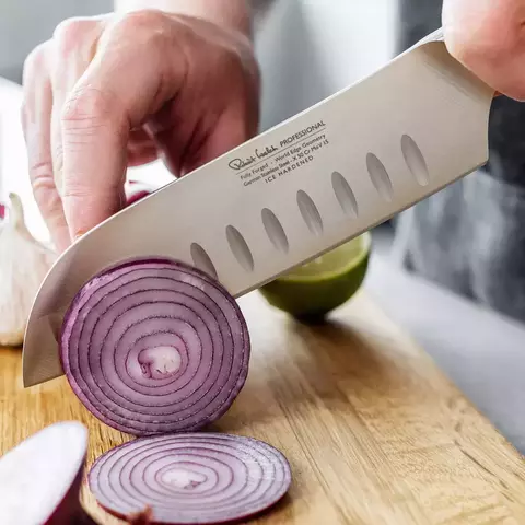 Нож кухонный Сантоку 14 см ROBERT WELCH Professional арт. RWPSA2068V