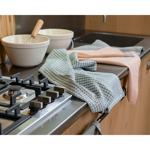 Набор вафельных кухонных полотенец серого цвета из умягченного хлопка из коллекции Essential, 50х70 Tkano TK19-TT0005
