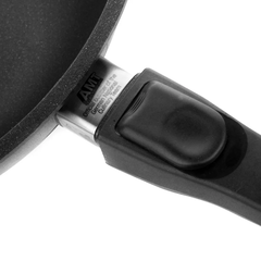 Ковшик с антипригарным покрытием 16 см (0,9 л), съемная ручка, литой алюминий AMT Frying Pans Titan арт. AMT816