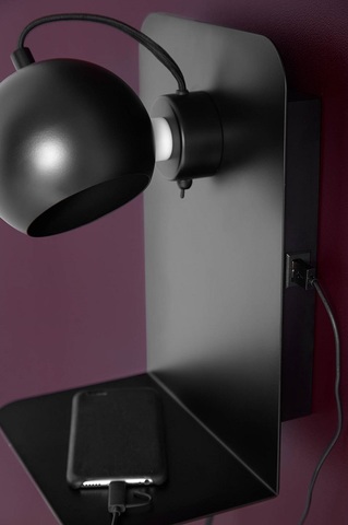 Лампа настенная Ball с разъемом USB, черная матовая с черным шнуром Frandsen 401665011