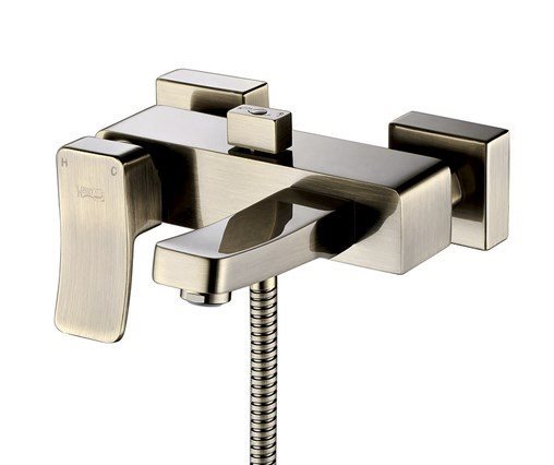 

Exter 1601 Смеситель для ванны с коротким изливом WasserKRAFT Серия Exter 1600