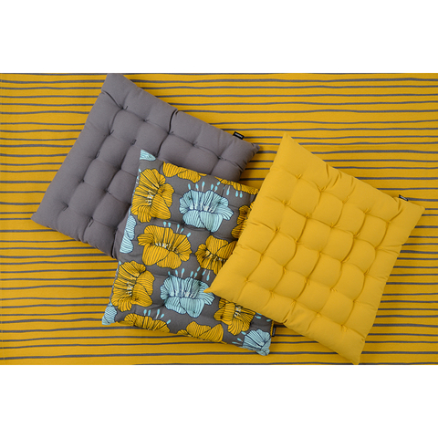 Подушка на стул из хлопка горчичного цвета из коллекции Prairie, 40х40 см Tkano TK20-CP0002