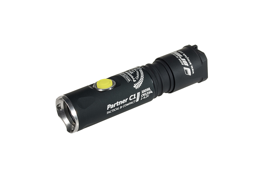 

Фонарь светодиодный тактический Armytek Partner C1 Pro v3, 800 лм, 1-CR123A F02802SC