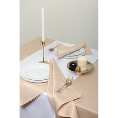 Дорожка на стол жаккардовая белого цвета из хлопка с вышивкой из коллекции Essential, 53х150 см Tkano TK21-TR0001