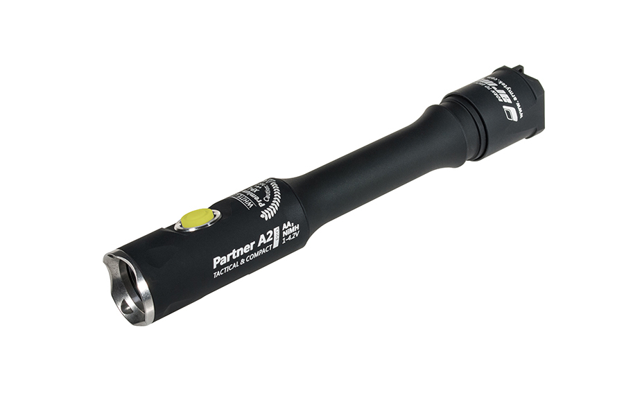 

Фонарь светодиодный тактический Armytek Partner A2 Pro v3, 850 лм, 2-AA F02902SC