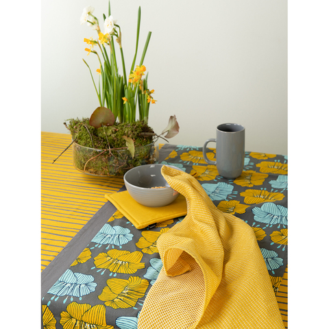Дорожка на стол из хлопка серого цвета с принтом Цветы из коллекции Prairie, 45х150 см Tkano TK20-TR0007